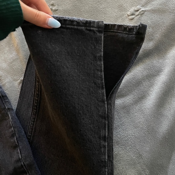 Abercrombie ‘90s Straight Ultra High Rise Jeans - Picture 2 of 5